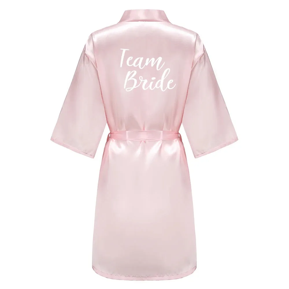 Bridesmaid Robes Women Bathrobe Letter Mother of the Bride Maid of Honor Get Ready Bridal Party Gifts Dressing Gowns