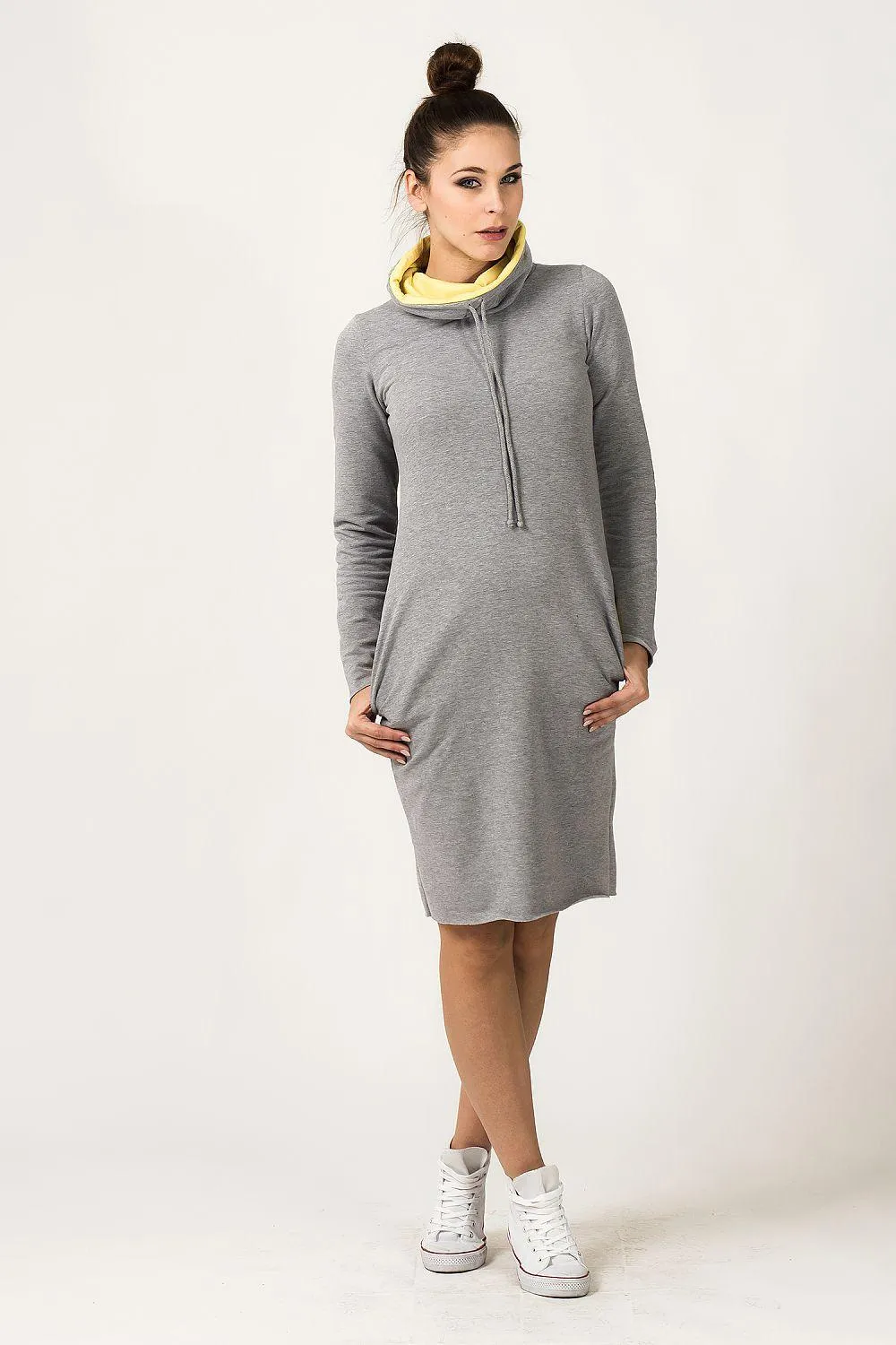 Chic Casual Sweatshirt Dress with Versatile Chimney Collar