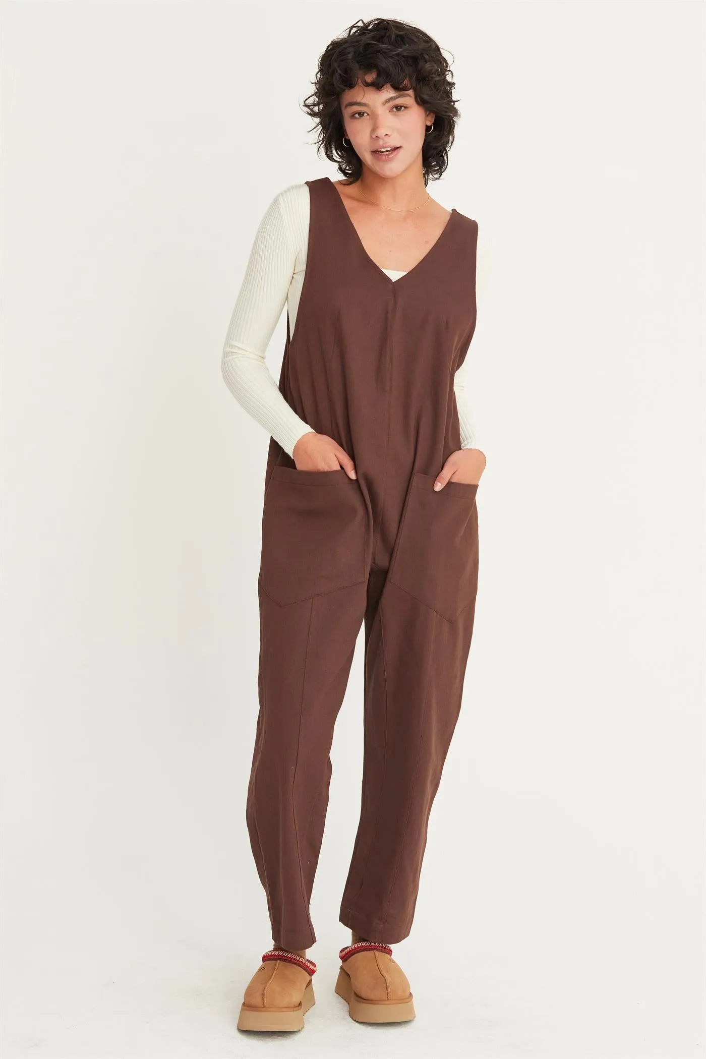 DZ24F353-RELAXED JUMPSUIT WITH PATCH POCKETS