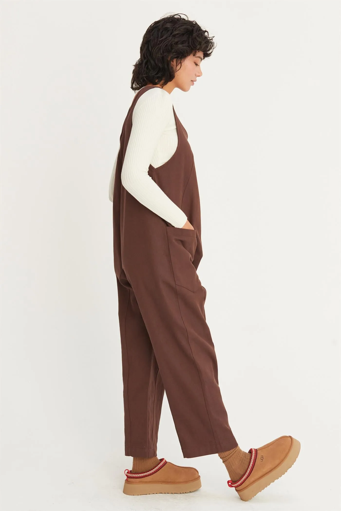 DZ24F353-RELAXED JUMPSUIT WITH PATCH POCKETS