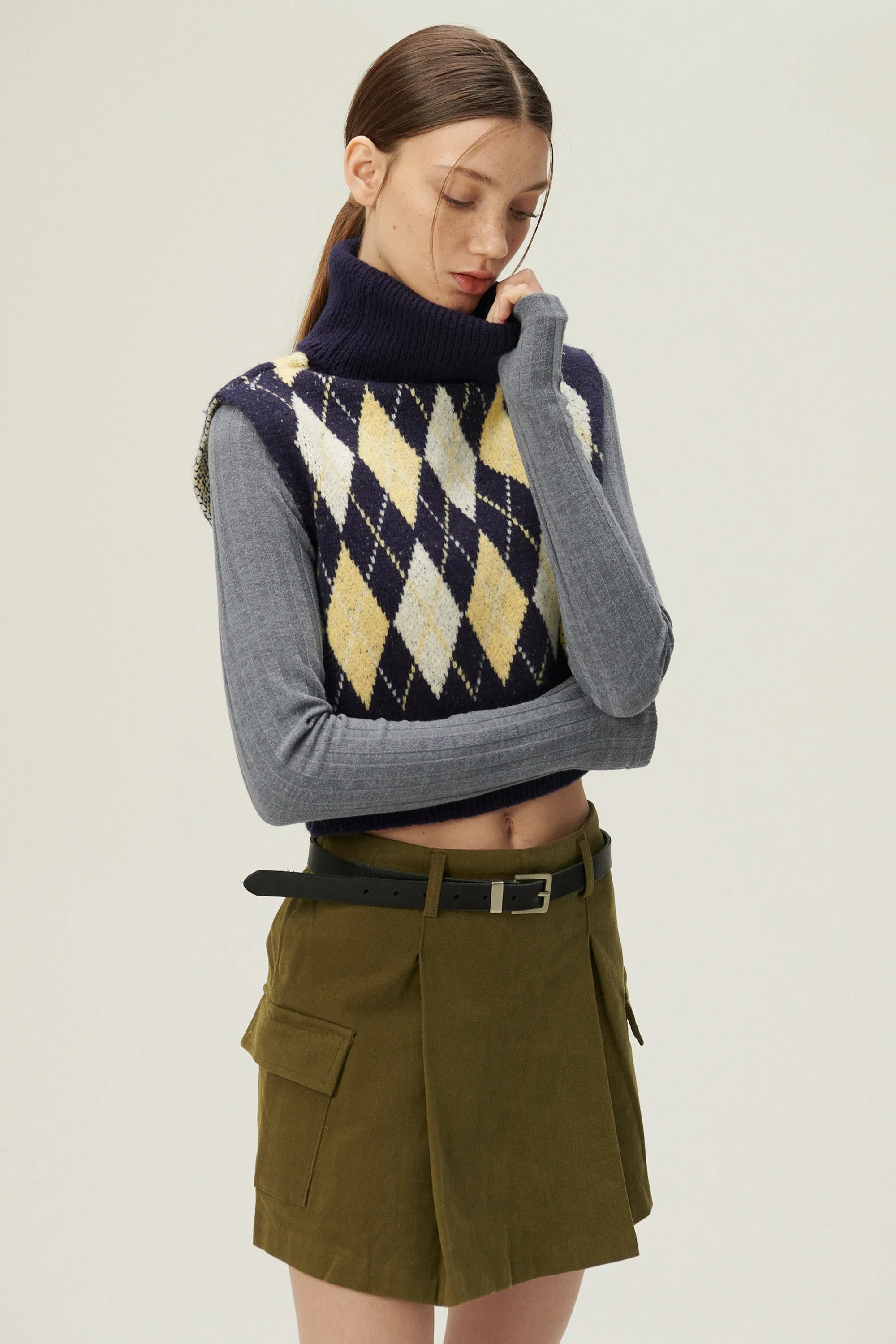 Ludi Argyle Knit Vest