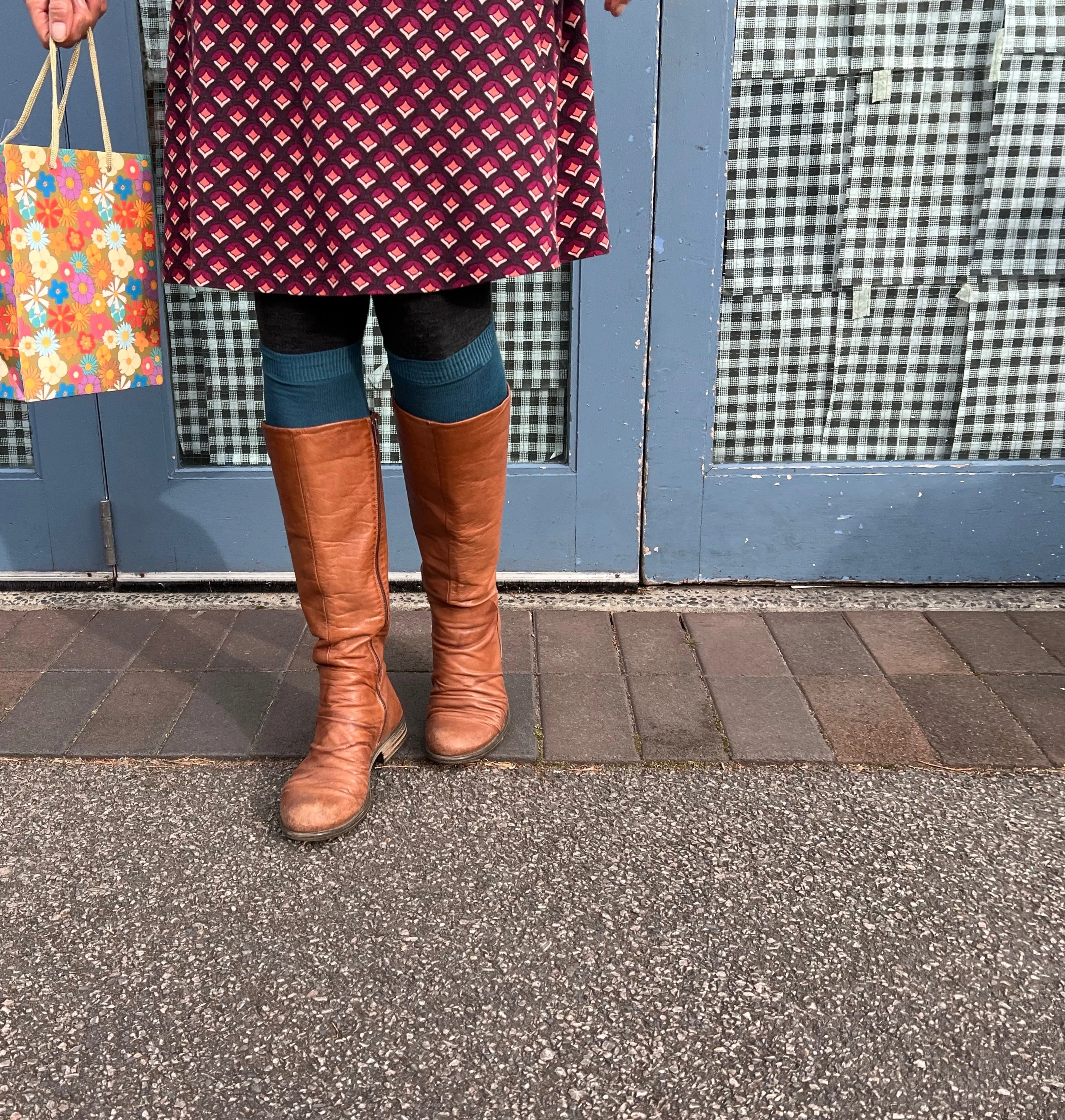 Merino Wool Women's Knee High Socks in Teal - Aussie Made