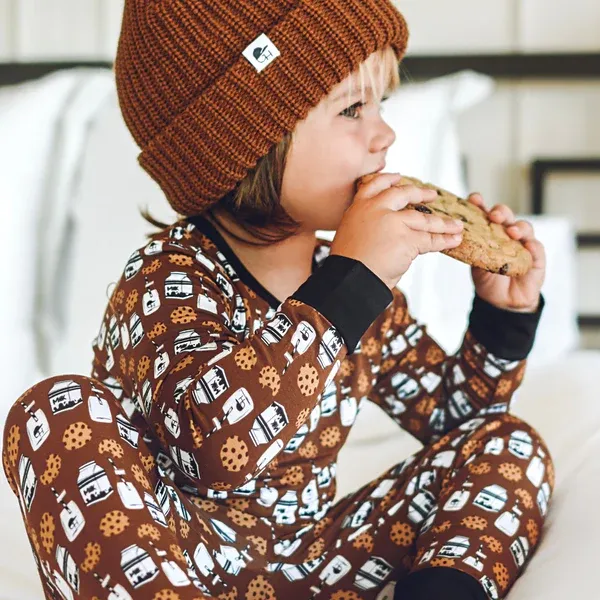 MILK & COOKIES LONG SLEEVE PAJAMAS