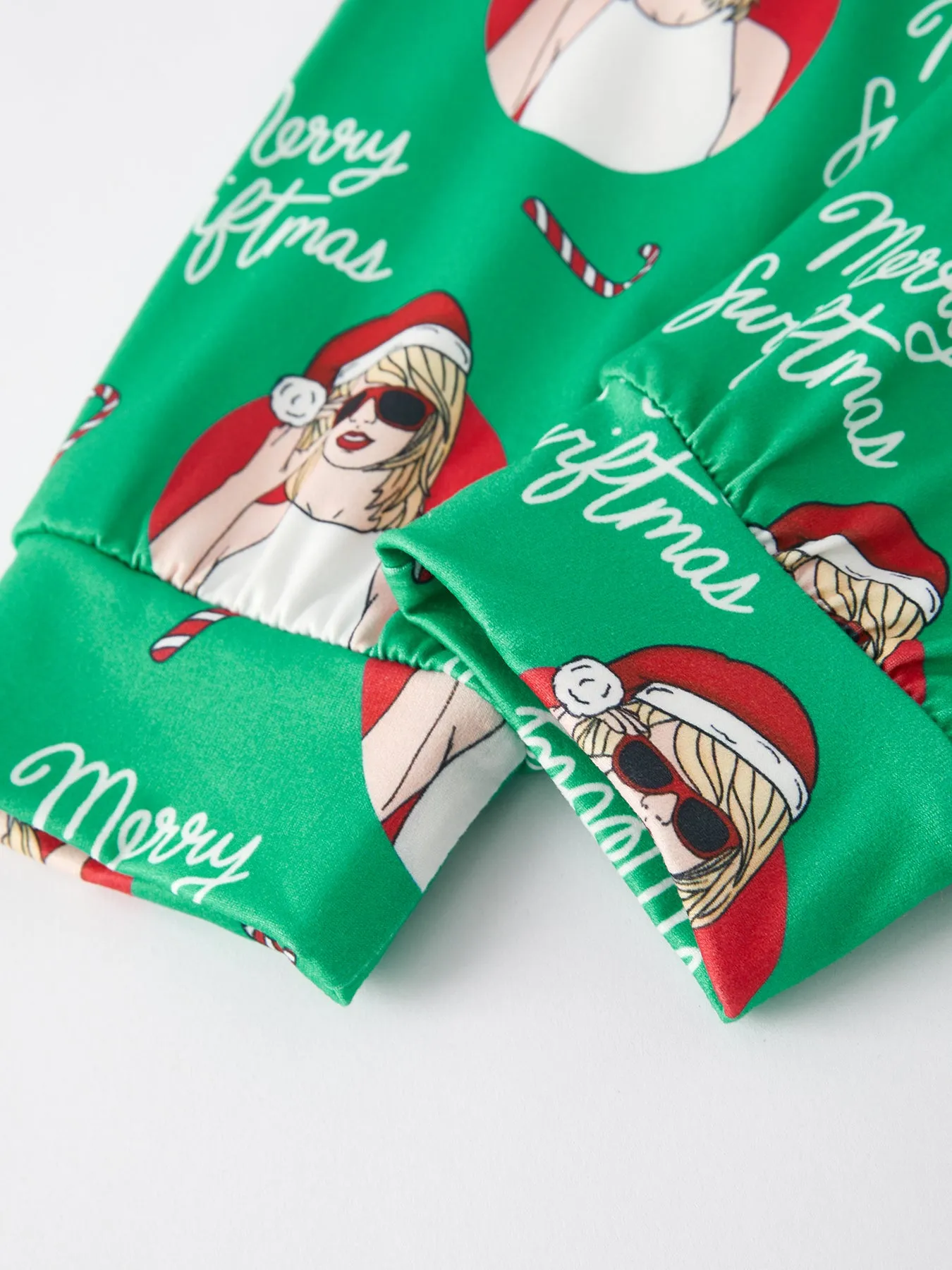 TS Christmas Print Green Girls Milk Silk Girls Pajamas