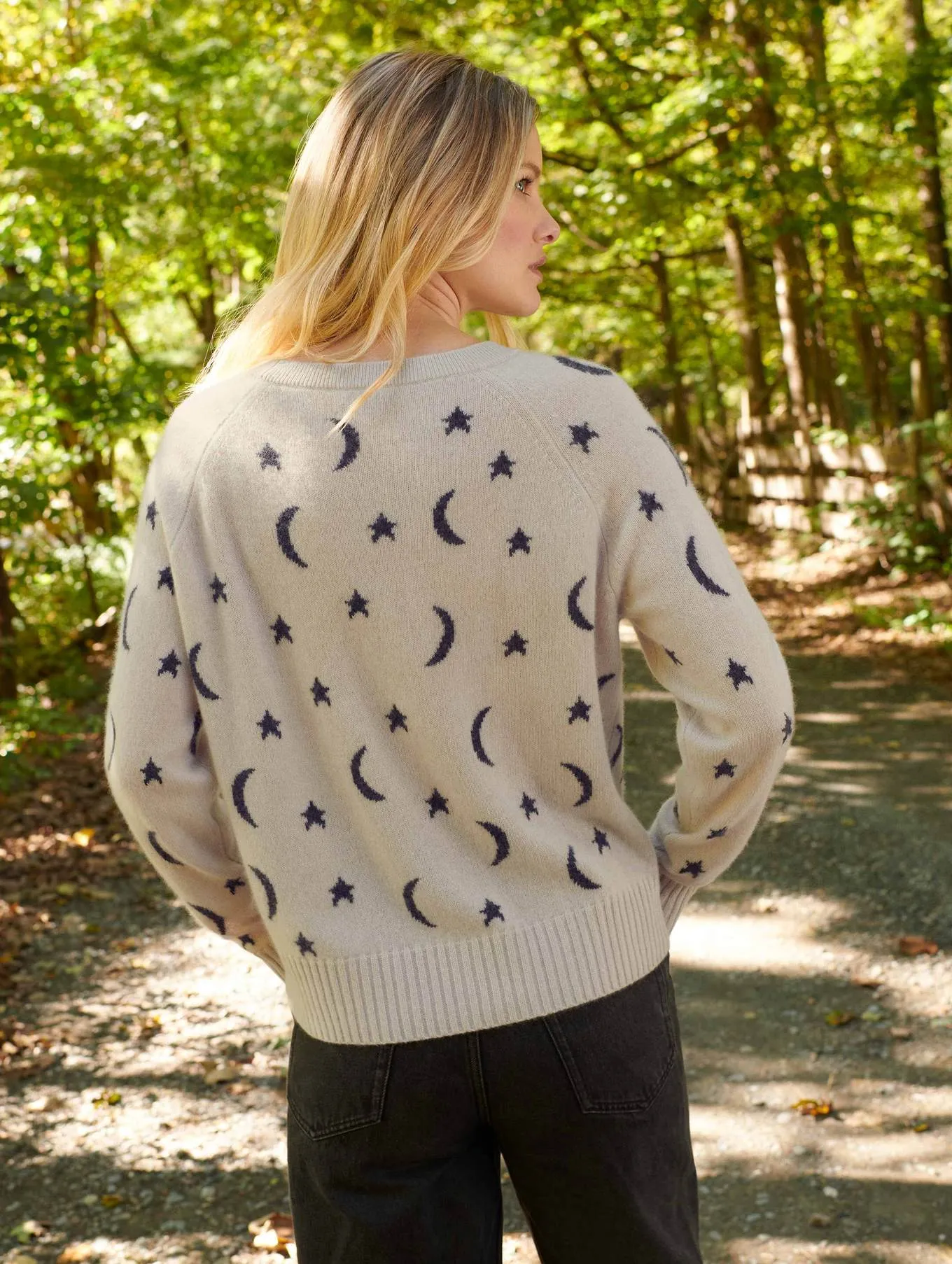 White   Warren - Cashmere New Moon Intarsia Sweatshirt in Moonstone/Charcoal Heather